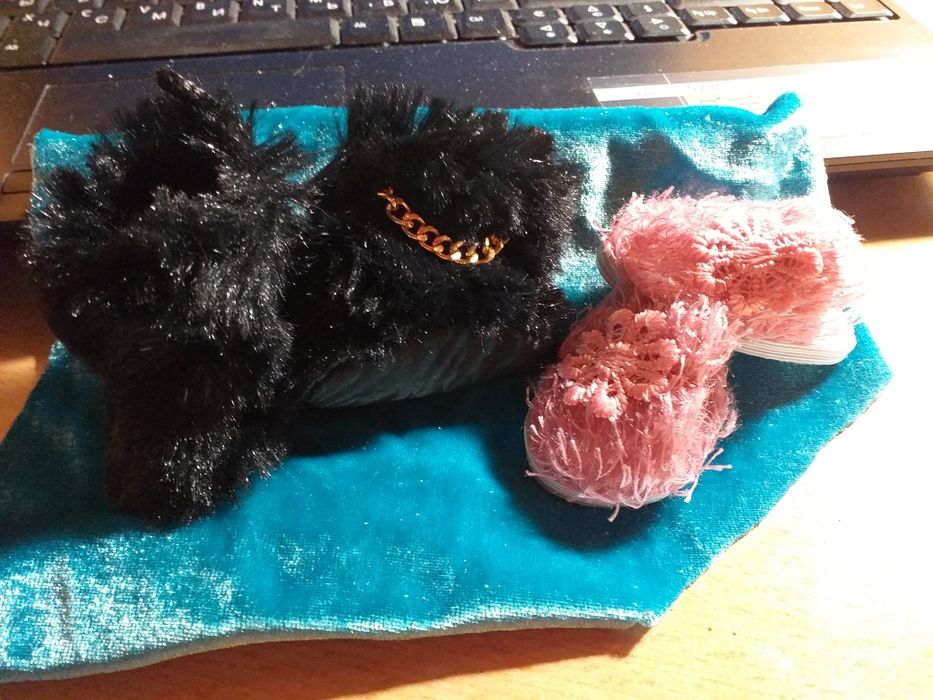 Обувь для кукол, Распродажа