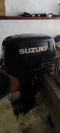 Продам мотор лодочний Сузукі 30 дт. 2 такта 2010р.