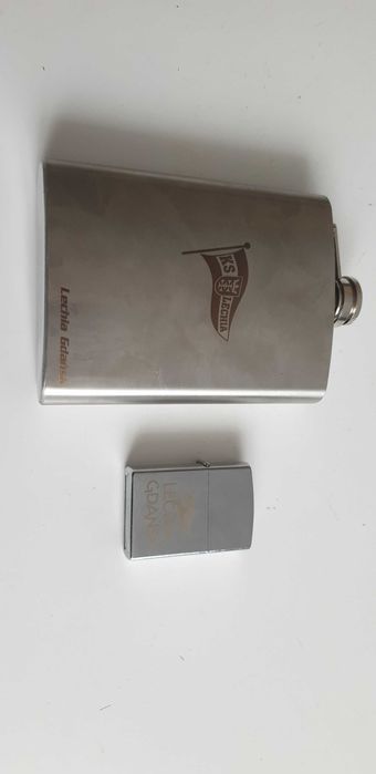 Starocie z Gdyni - Sport - LECHIA GDAŃSK zapalniczka i piersiówka