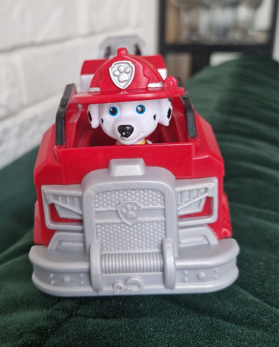 Samochód strażacki Marshal Psi Patrol czerwony+ piesek