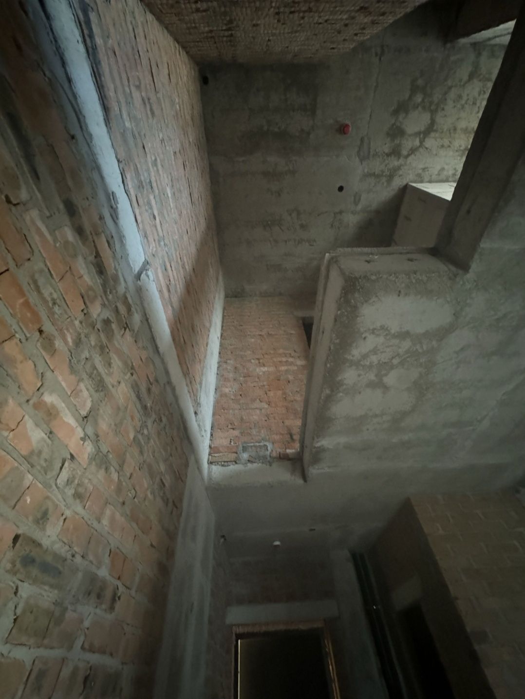 Без комісії Продам шикарну двоповерхову квартиру в центрі міста