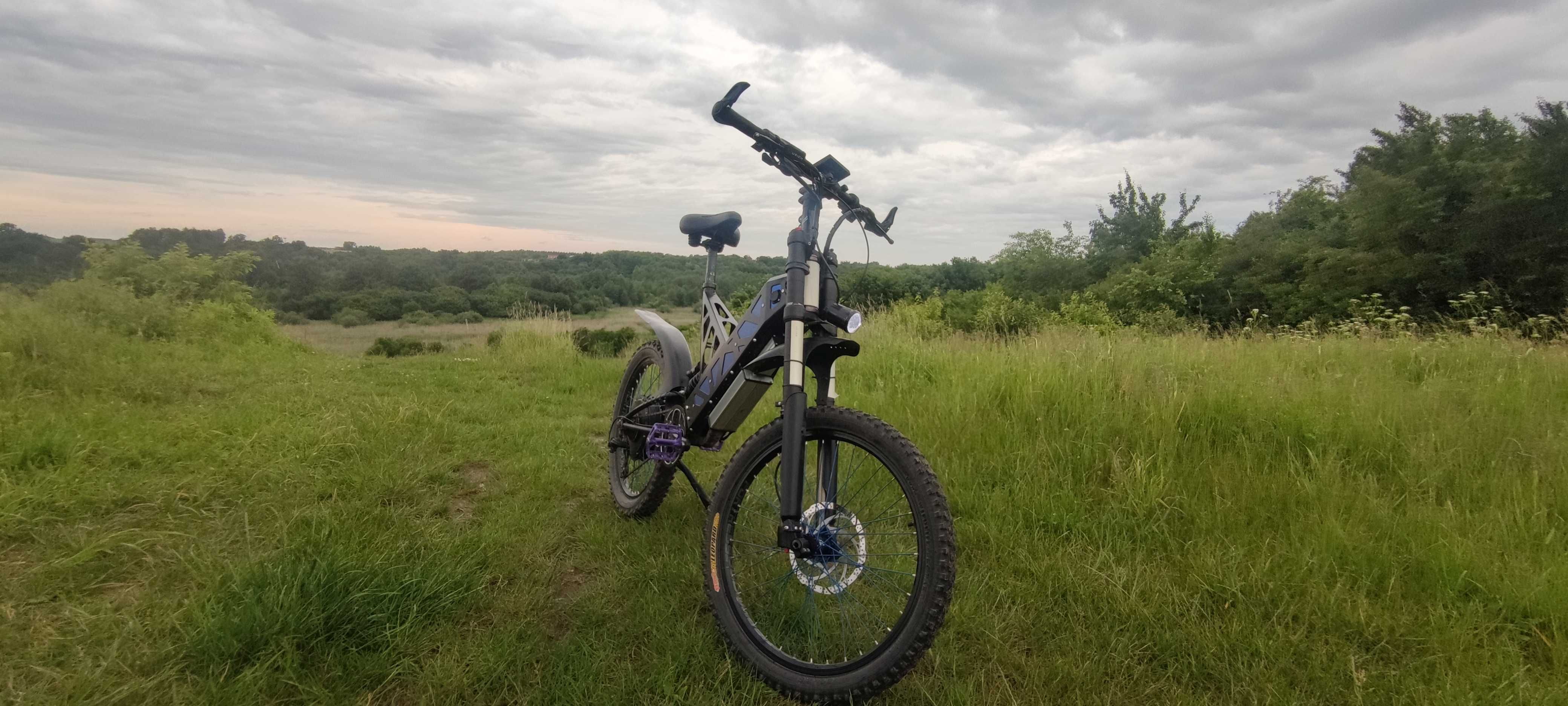 Sprzedam rower elektryczny  Ekross Vector Lite na podzespołach: