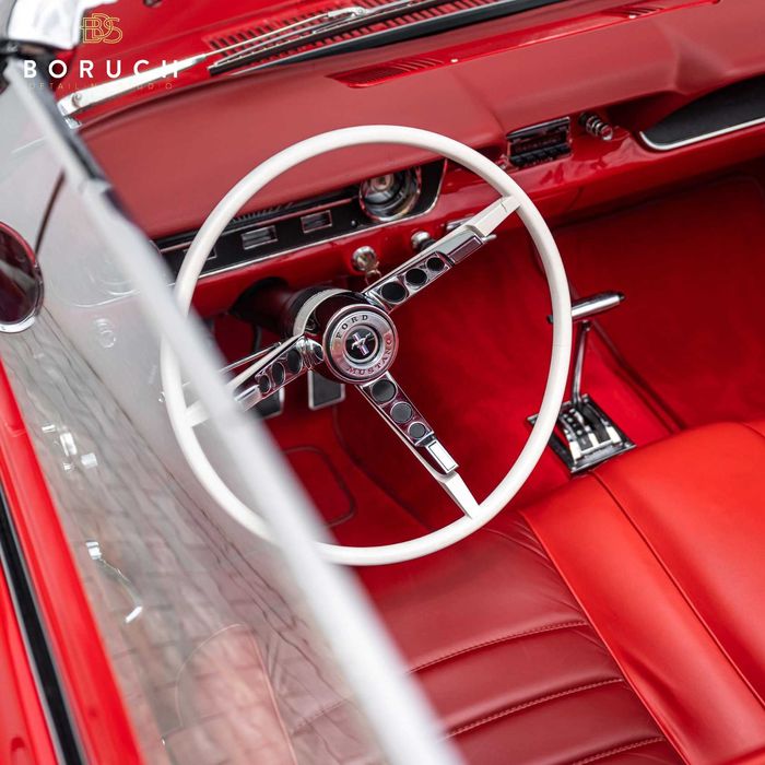 Mustangiem do ślubu !