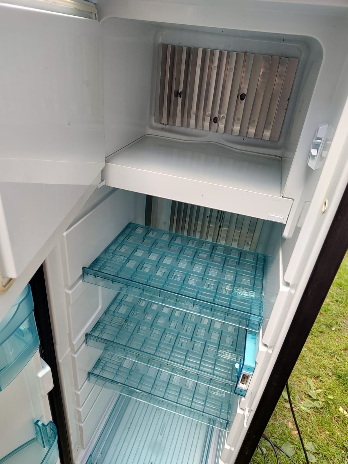 Lodówka Dometic RML8330