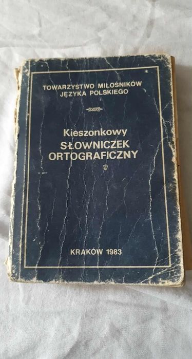 Kieszonkowy słowniczek ortograficzny 1983 rocznik bardzo stary