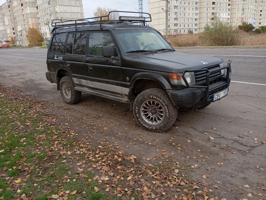 Продам Мітсубіші Паджеро 2.5