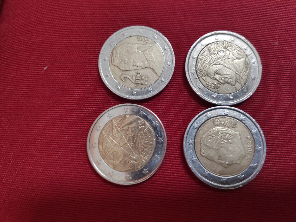 Moedas de escudos.