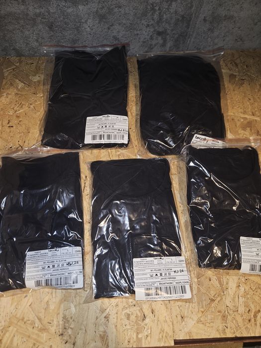 Bielizna zimowa wojsk specjalnych rozm. L oraz M. Długi rękaw