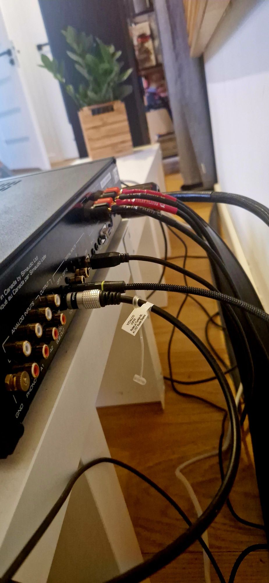 Moon 240i wzmaczniacz z DAC możliwą zamiana