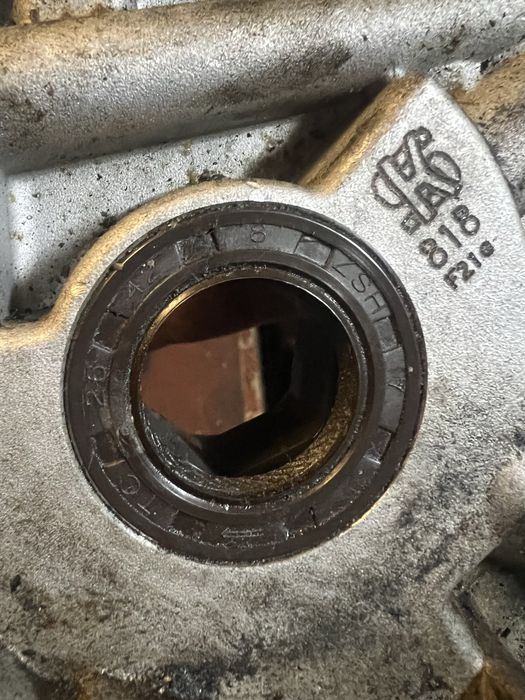 Масляний насос Opel Astra G