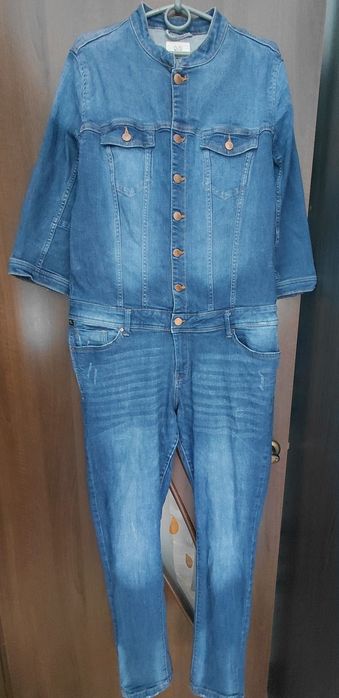 Джинсовий комбінезон 50-52