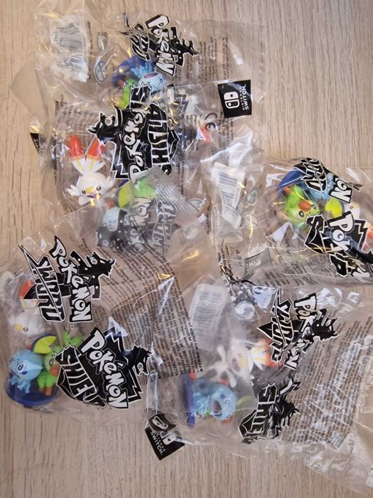 Figuras Pré-Reserva Pokémon Sword e Shield Nintendo Switch Originais