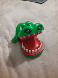 Іграшка крокодил