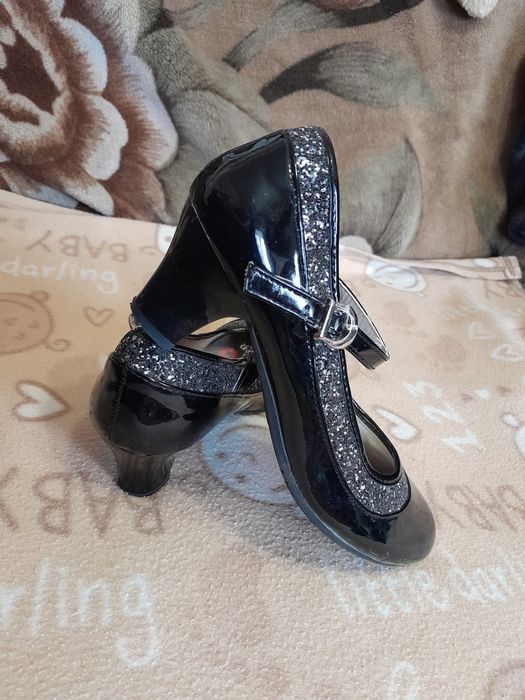 Праздничные  туфли от25  - 37 размера