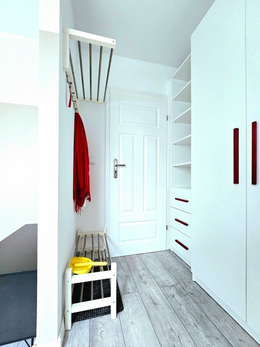 Wynajmę pokój jednoosobowy blisko lotniska, Zabierzowa, Rząski