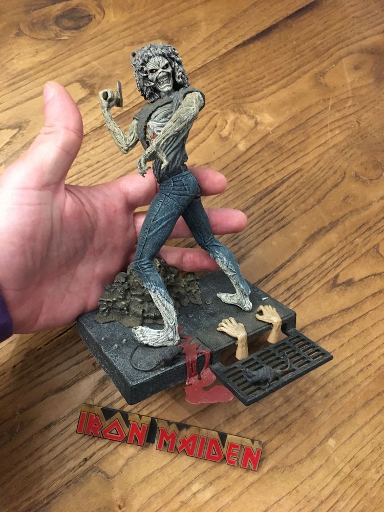 Estátua Eddie Iron Maiden Figura Killers boneco