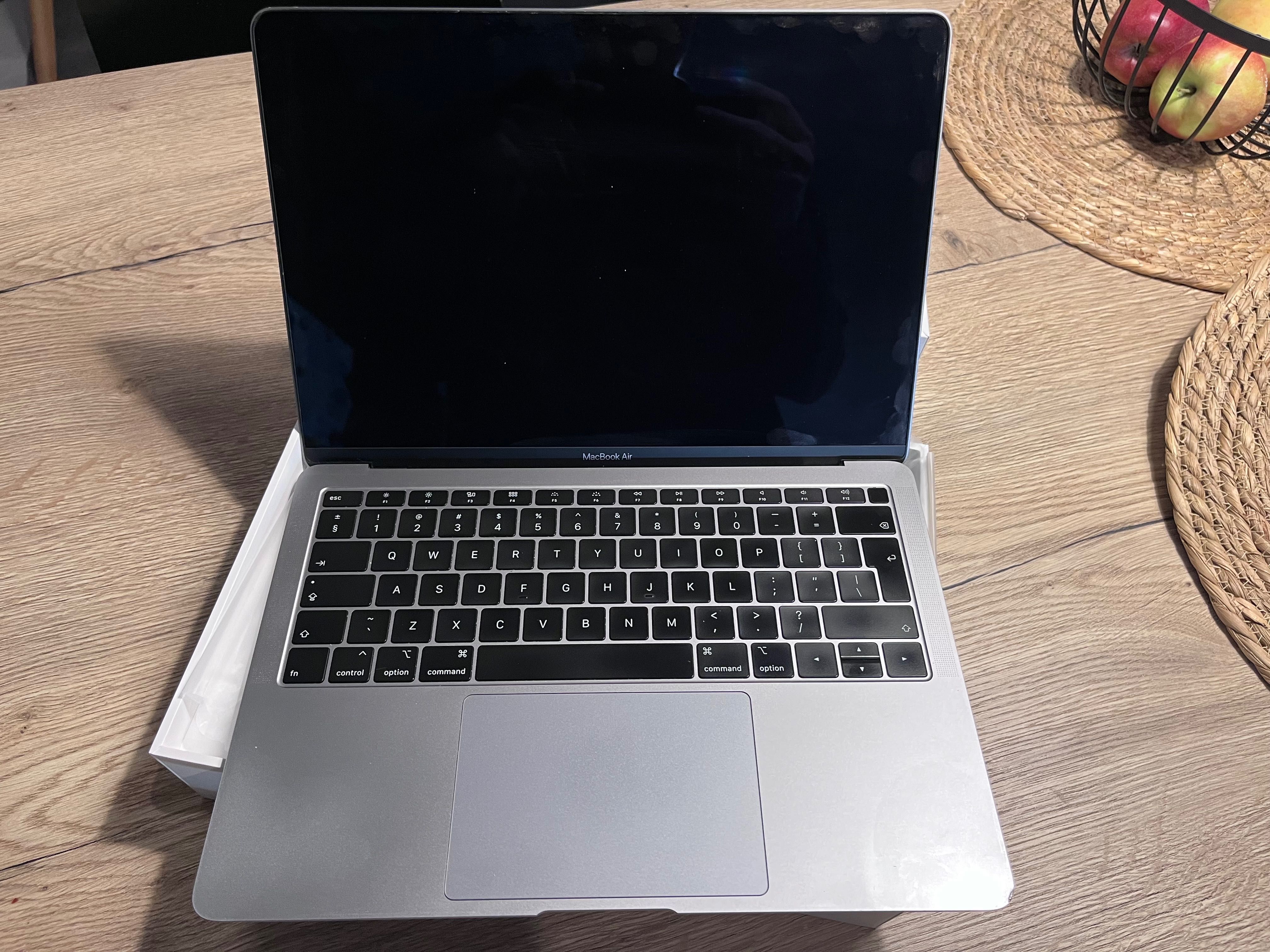 MacBook Air 13 1.6GHz 128GB  2018 Warszawa