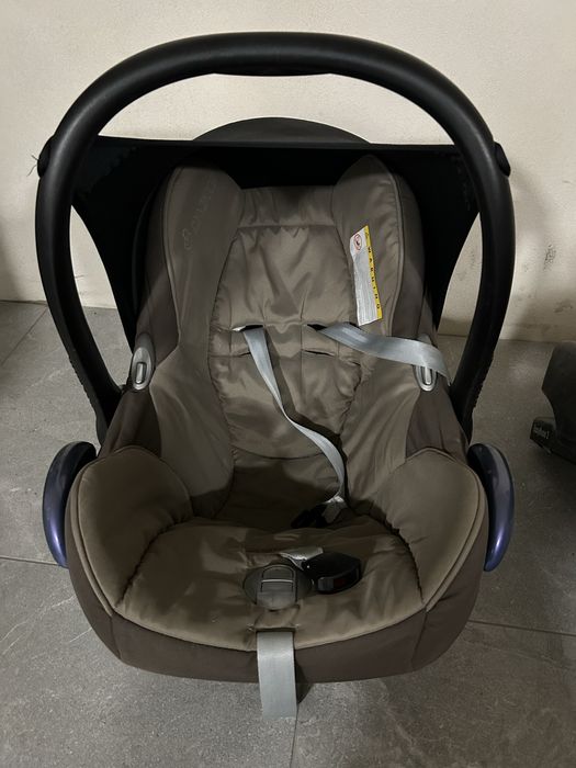 Nosidło - fotelik Maxi Cosi Cabrio Fix + baza