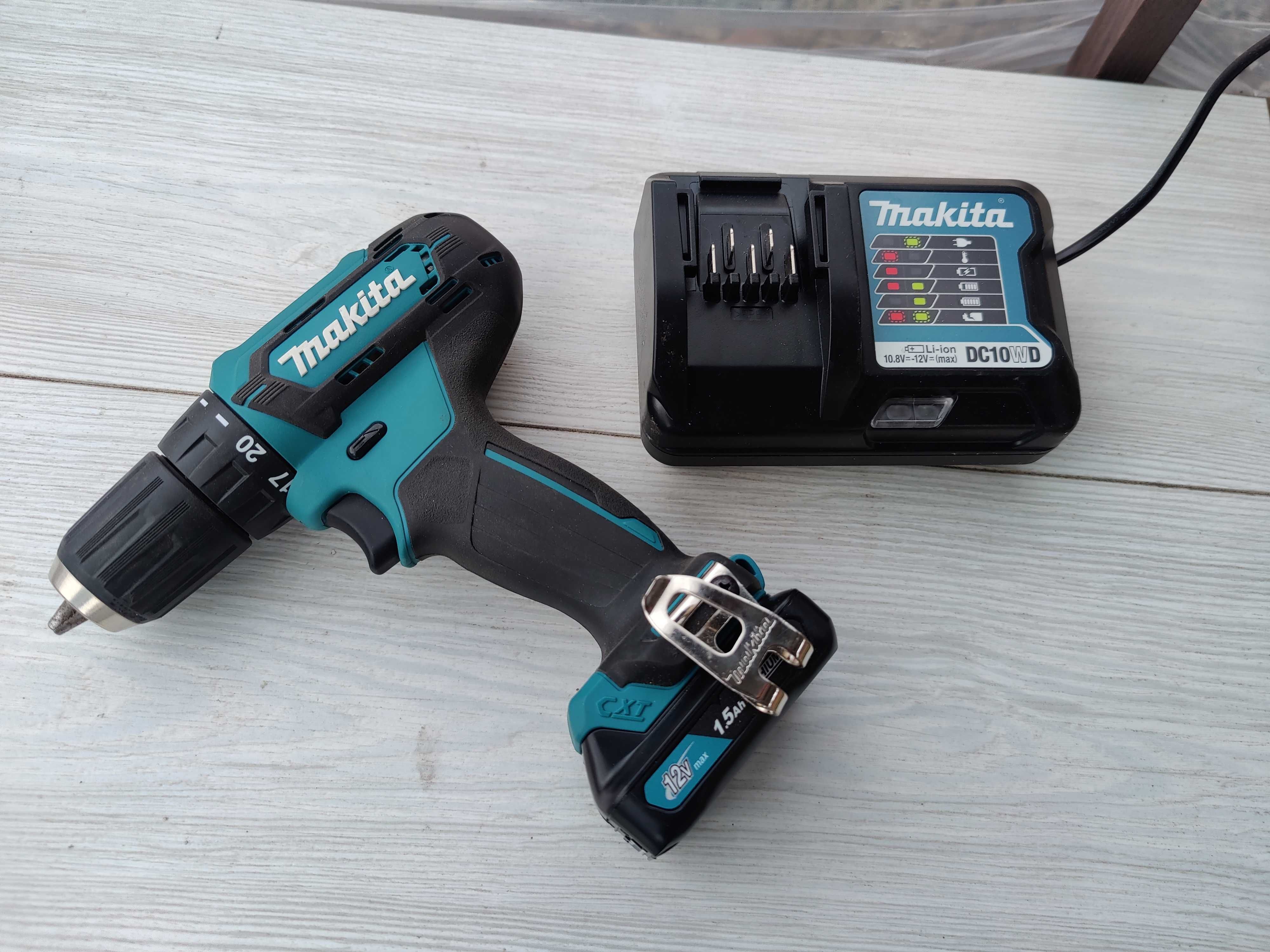 Аккумуляторная дрель-шуруповерт Makita DF333DW Оригинал