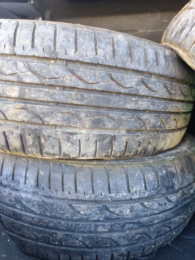 Шини Kumho 185/64/R15.