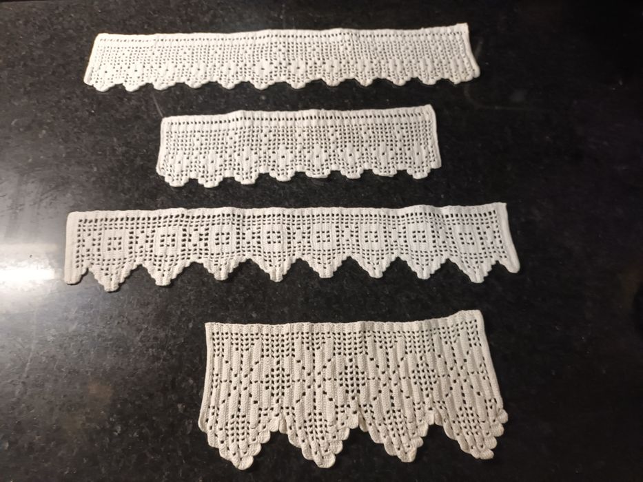 4 Bicos de Croché feitos em linha muito fina.