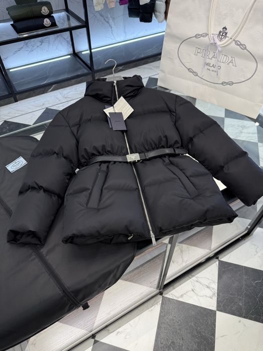 Пуховик Прада Prada жіночий натуральний качиний пух