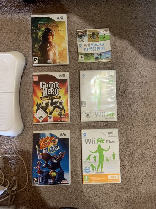 nitendo wii mais acessorios/jogos