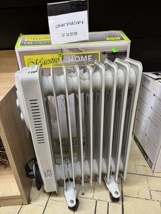 Обігрівач масляний радіатор 9 секцій Maestro MR-950-09 2 кВт