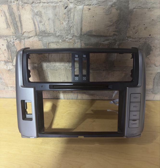 Перехідна рамка Toyota Land Cruiser Prado 150