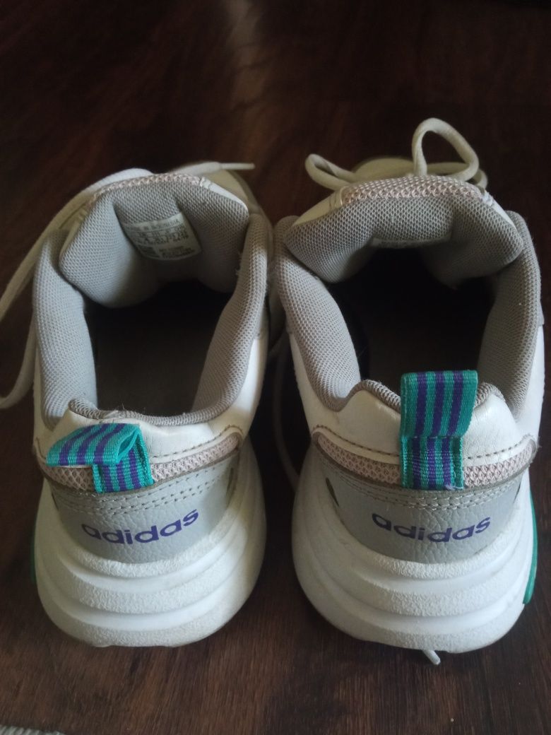 Adidas strutter eg2689