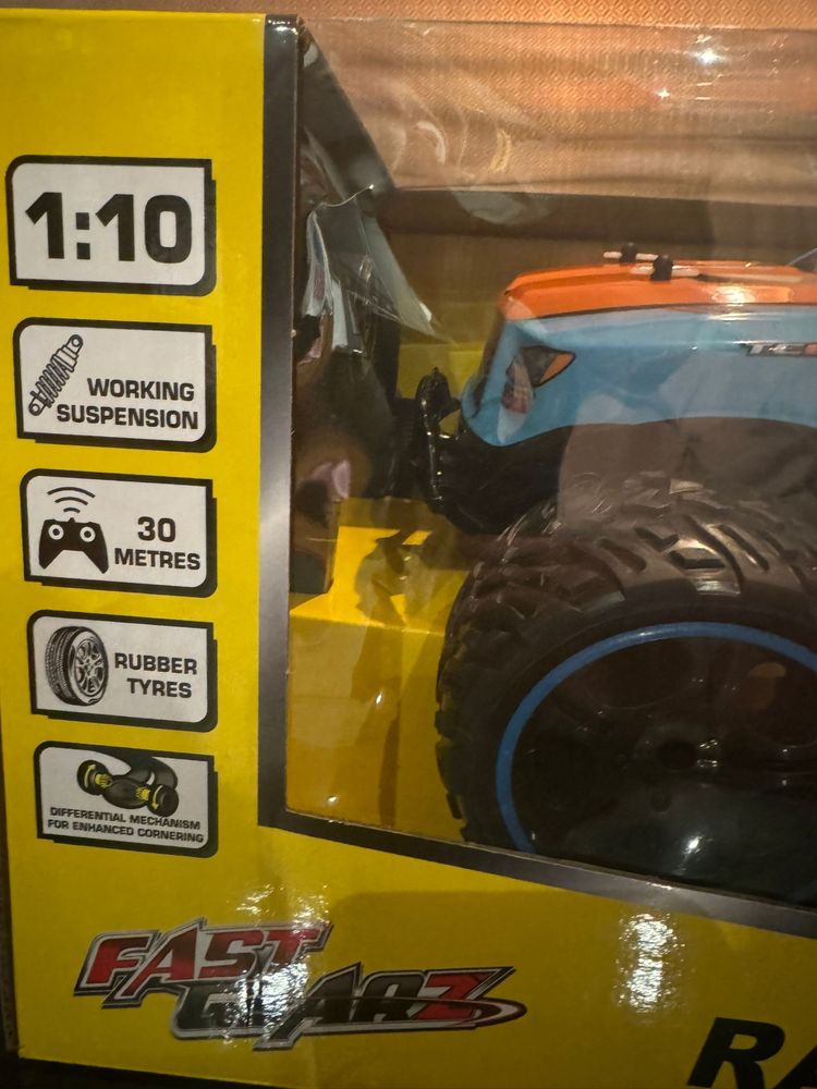 Monster Truck zdalnie sterowany 1:10 nowy