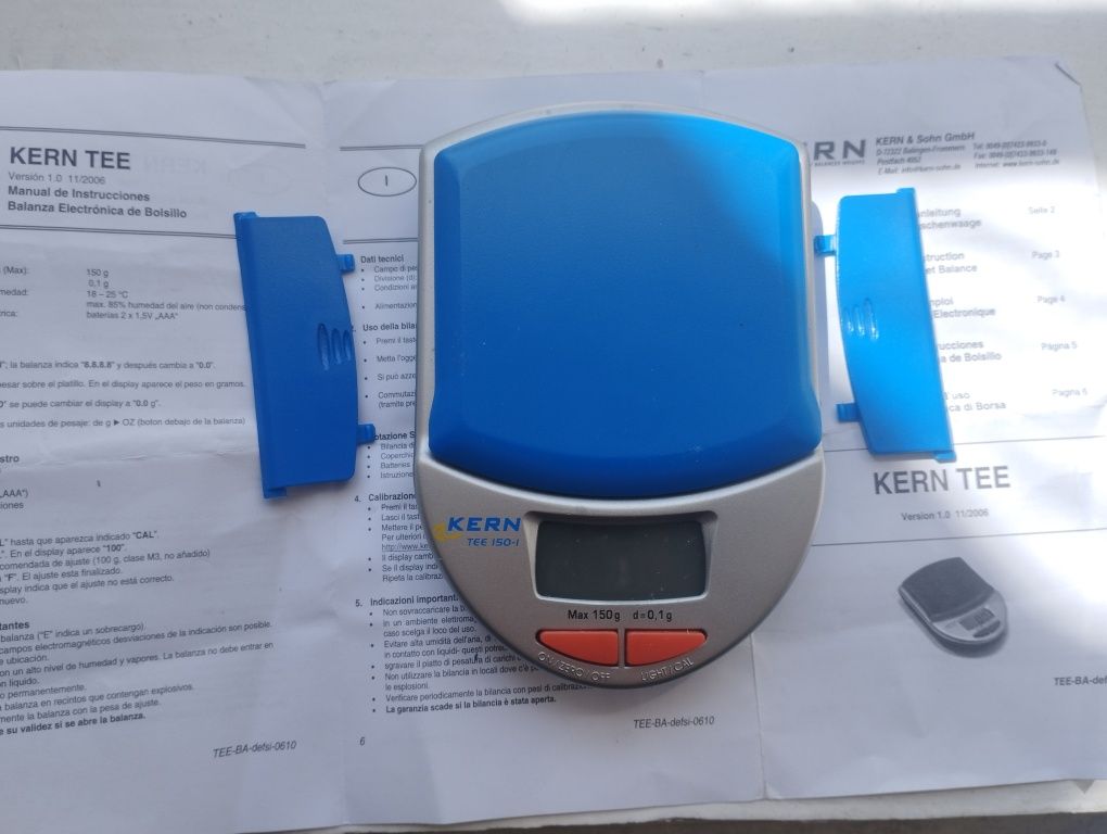 KERN TEE 150-1 дизайнерські кишенькові ваги
KERN no
Страна производите