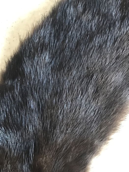 Воротник из натуральной норки.новый.73 сантиметра.