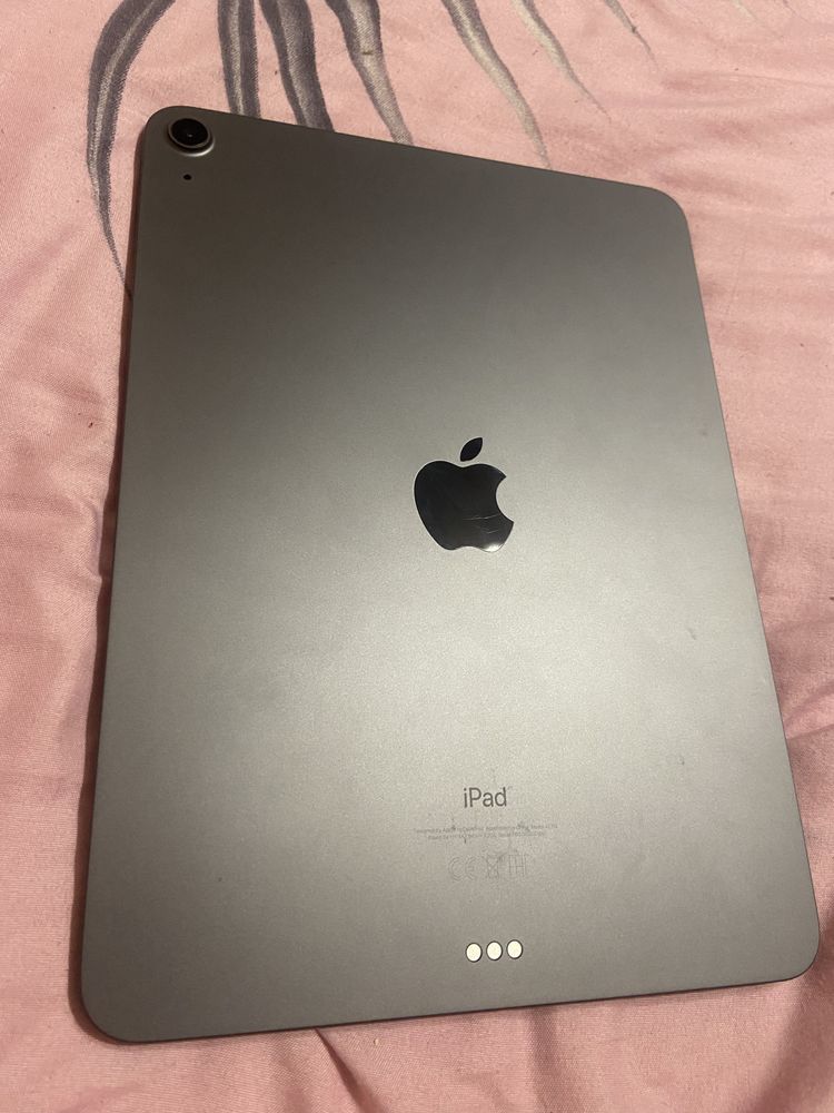 Планшет Apple iPad 10.9 Air A2316(apple a14 bionic/64gb)