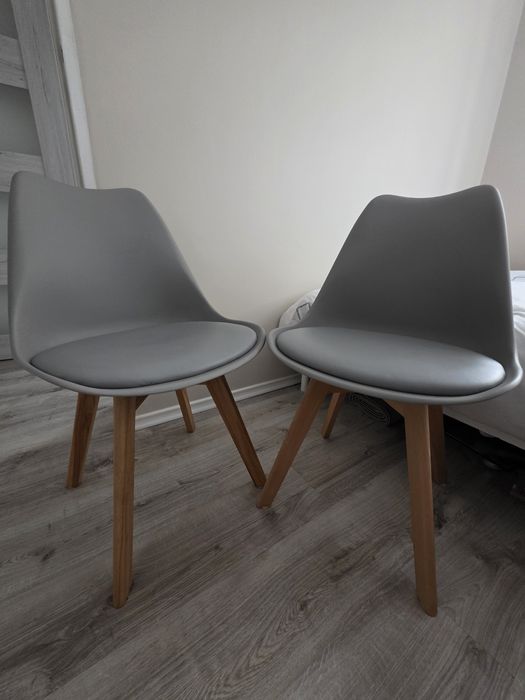 Krzesło skandynawskie szare do kuchni salonu