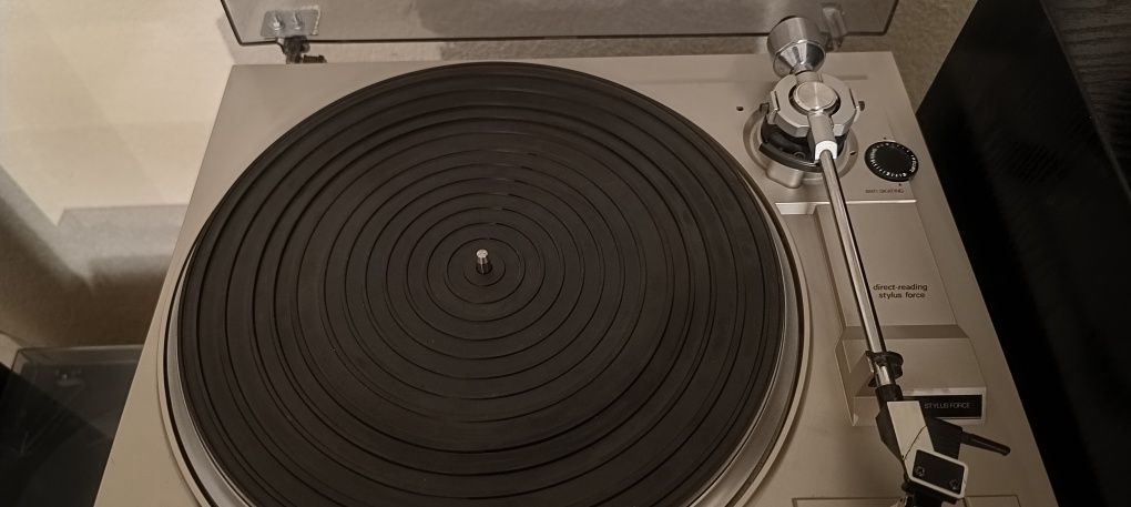 Gramofon Philips F7111 Synchro Belt-Drive vintage