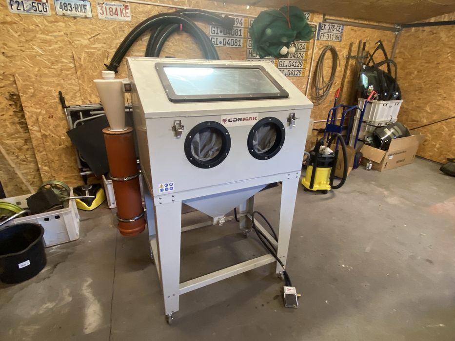 Piaskarka kabinowa 200l Cormak