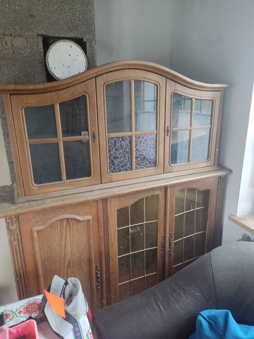 Kredens dębowy tanio