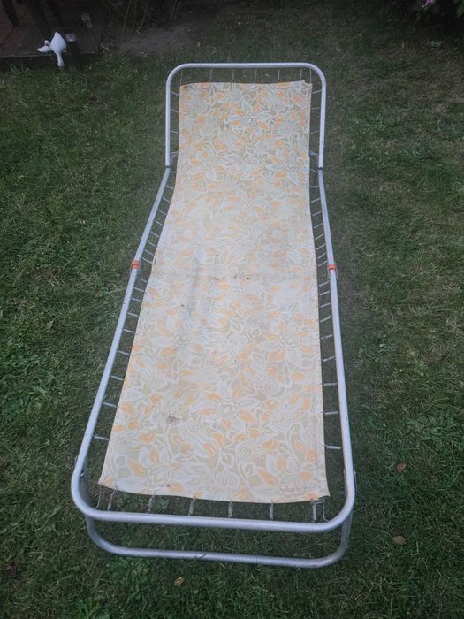 Łóżko polowe lekkie, składane
