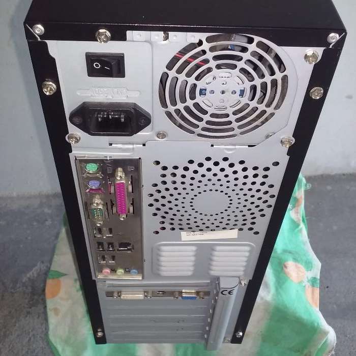 Vendo PC marca LG