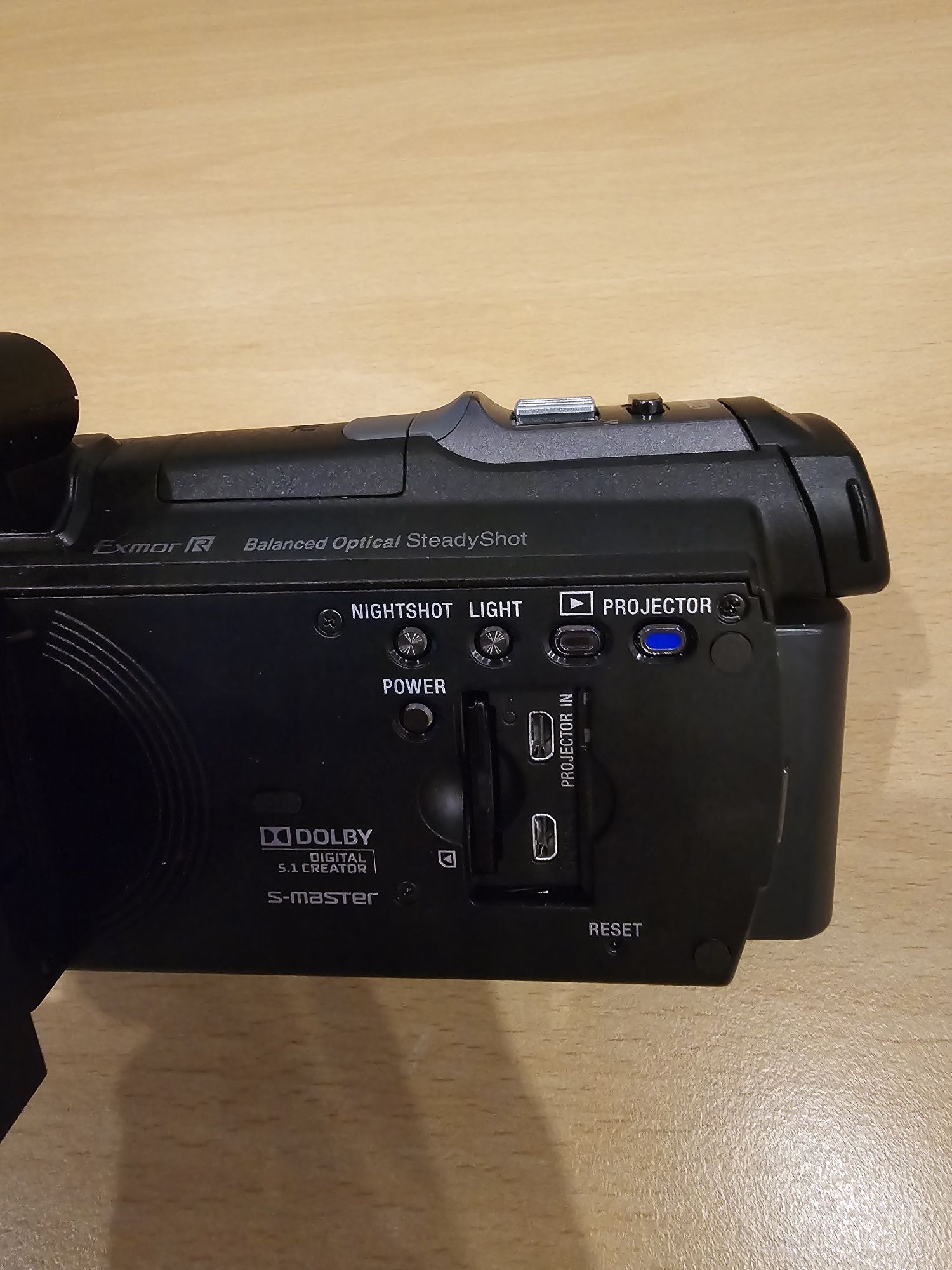 Відеокамера Sony HDR-PJ780E