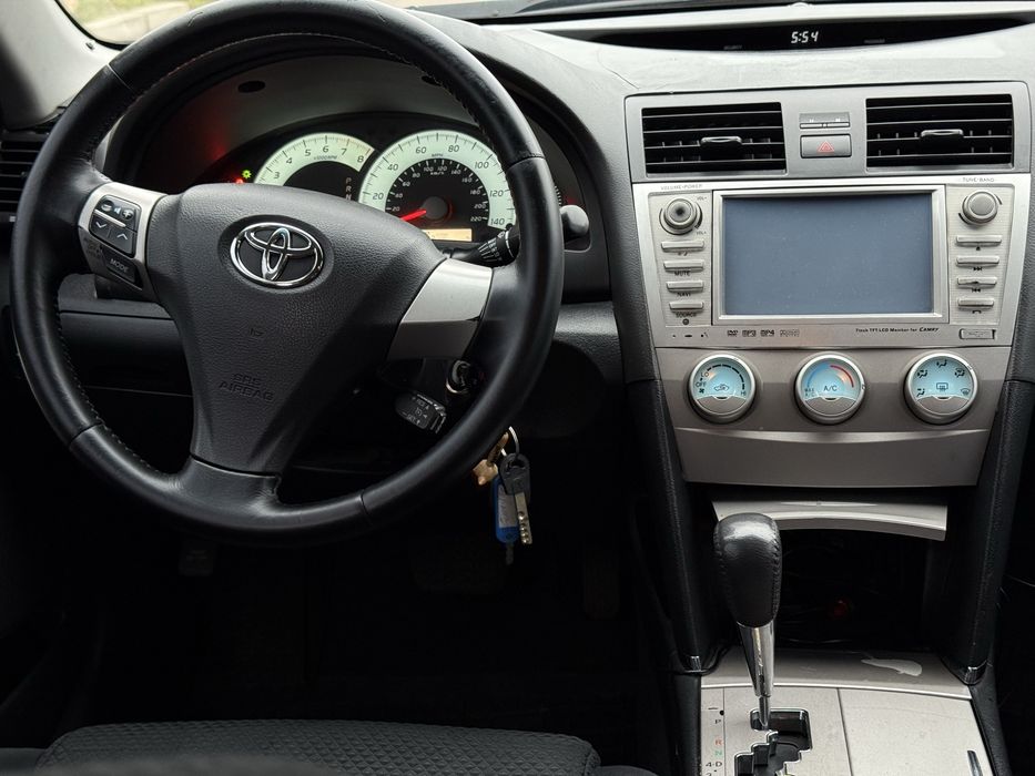 Продам авто Toyota Camry 40 автомат