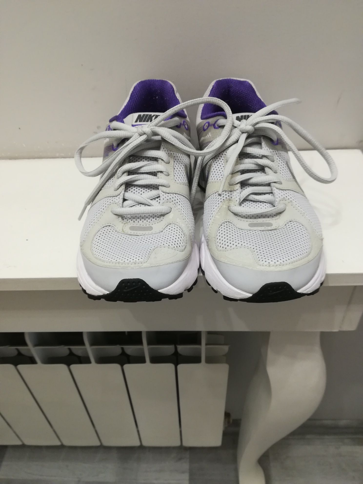 Buty Nike Fitsole 2 damskie rozm 37,5.