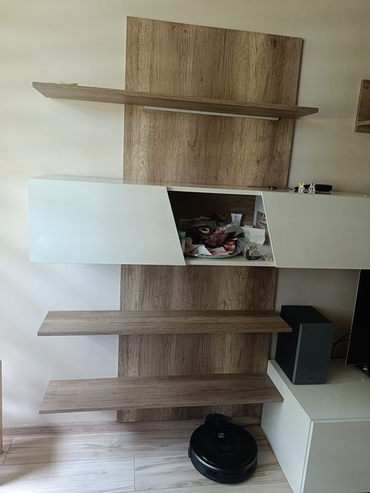 Meblościanka RTV szafka pod telewizor półka wisząca płyta biały połysk