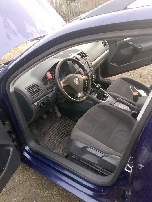 Продам гольф 5 ..