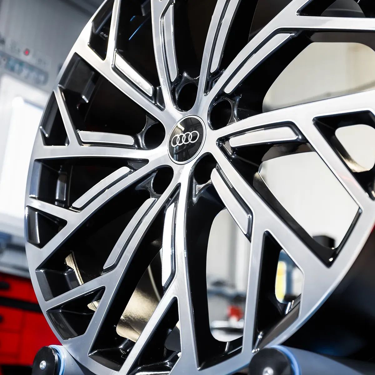 Felgi Audi 21'' A5 A6 A7 S7 A8 S8 Q3 Q5 SQ5 Q7 Q8