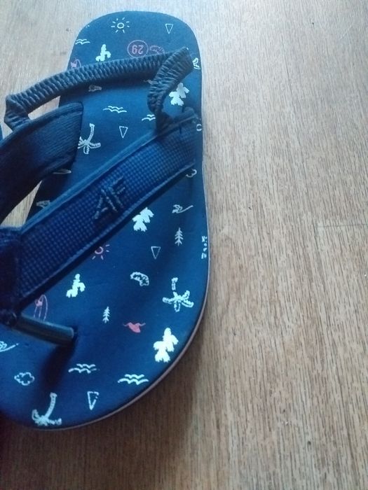 Japonki sandałki 4f