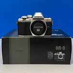 Olympus OM-D E-M10 Mark II (Corpo) - 16.1MP