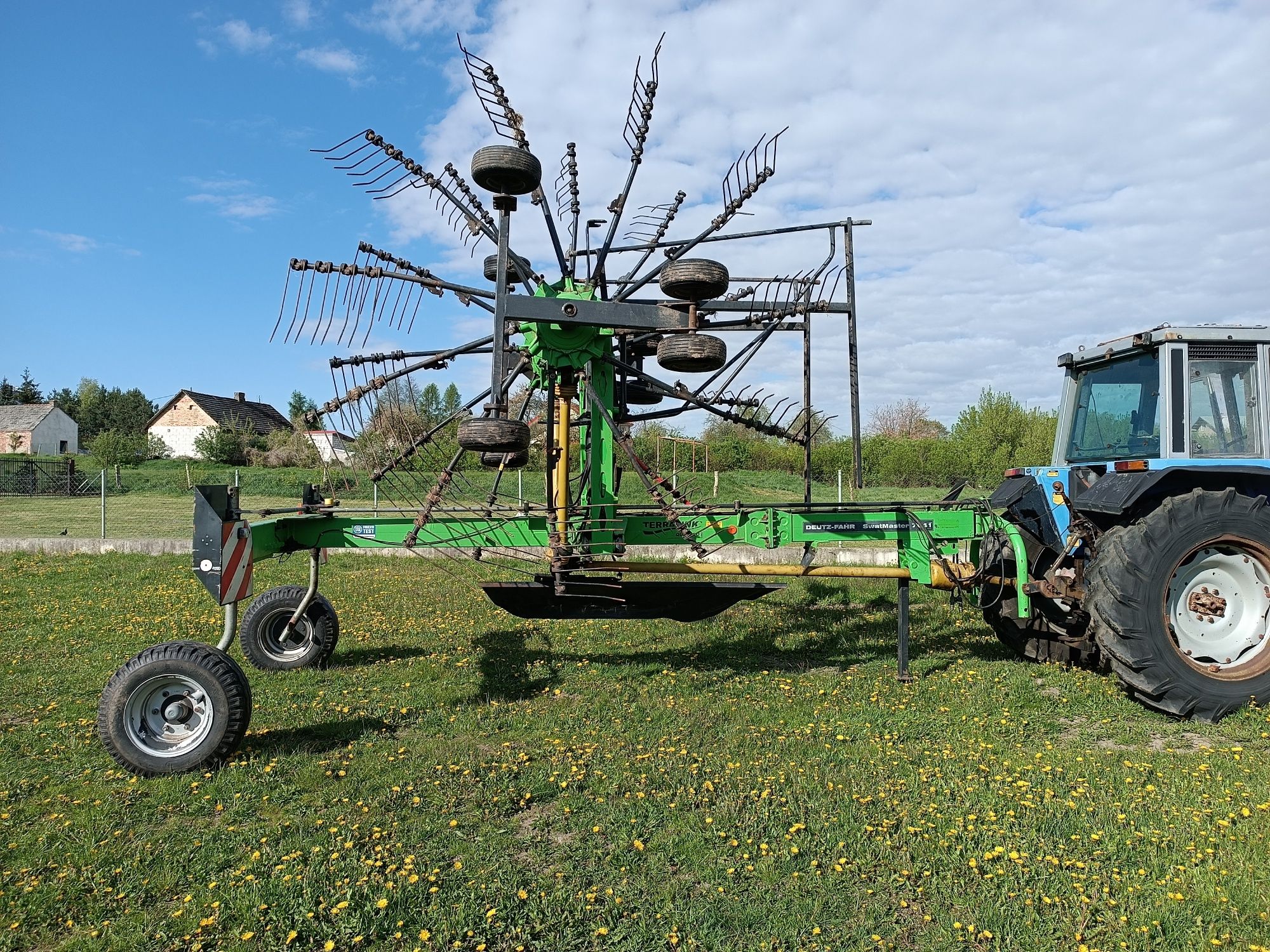 Zgrabiarka podwójna Deutz Fahr Swatmaster 7641