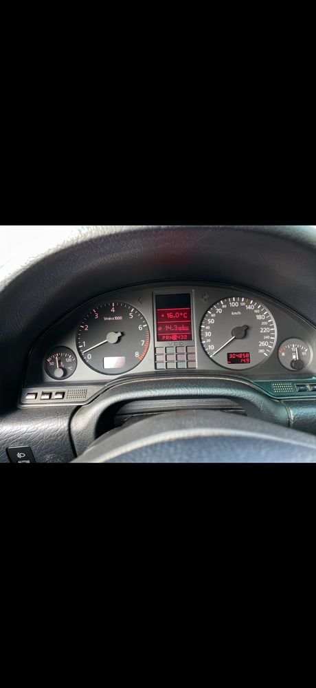 Audi a8 d2 4.2 automat